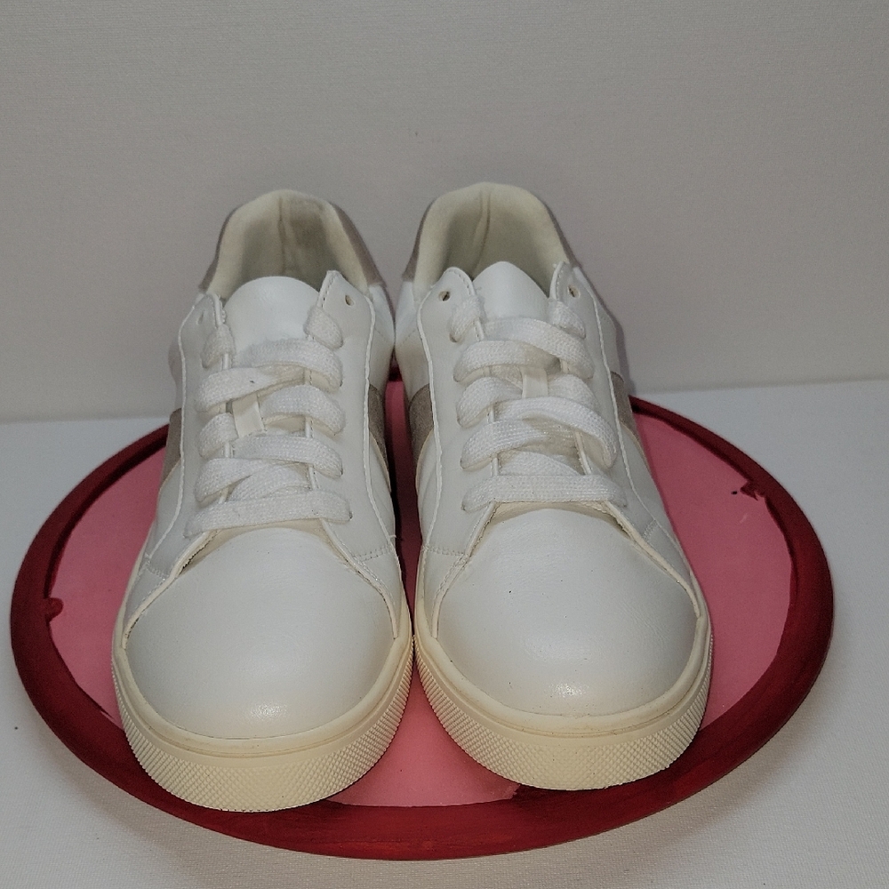 MIA White Sneakers with Clean Design and Textured Upper